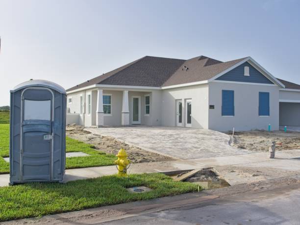 Best Portable bathroom rental  in Staffd, OR